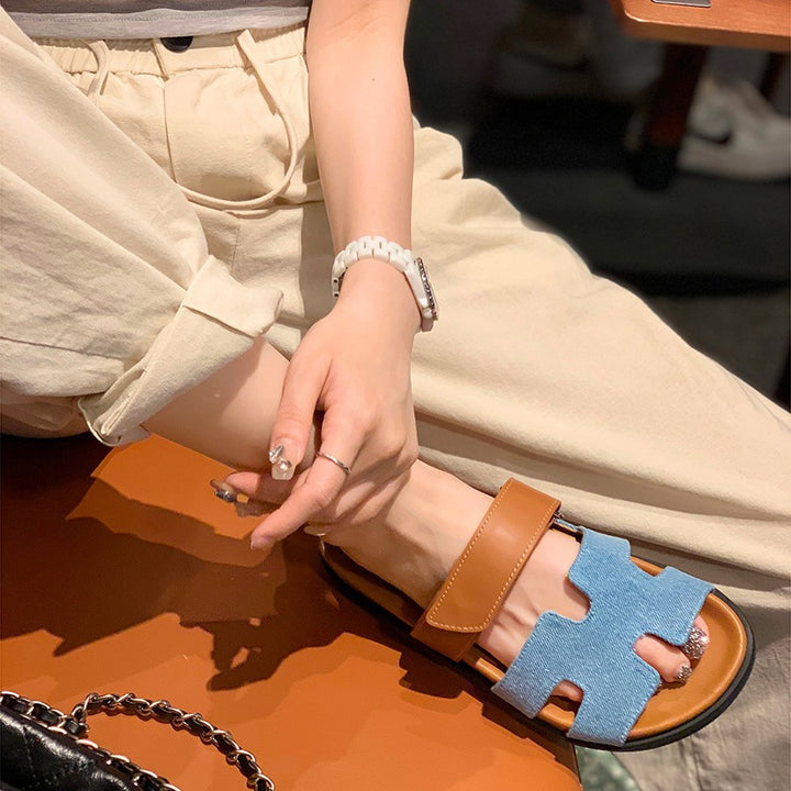 Kvinder Slide Sandaler med stilfuldt udskæringsdesign Stilla