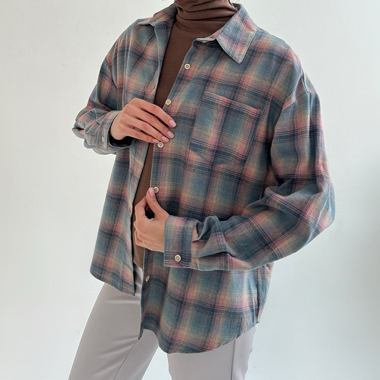 Dame flannel overshirt med afslappet snit og klassisk ternet mønster Stilla