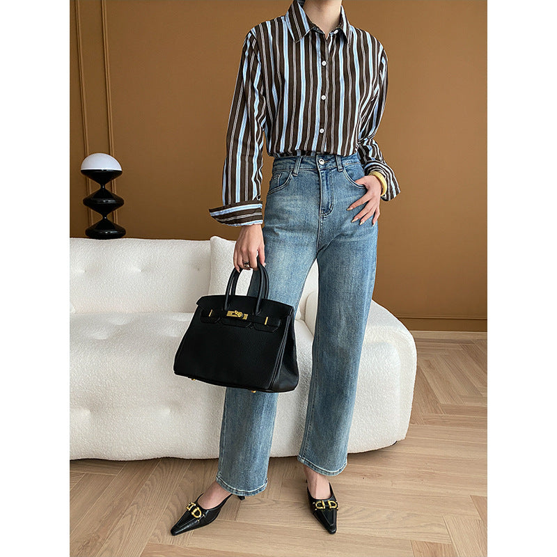 Kvinders klassiske bluse med stribet design og moderne snit Stilla