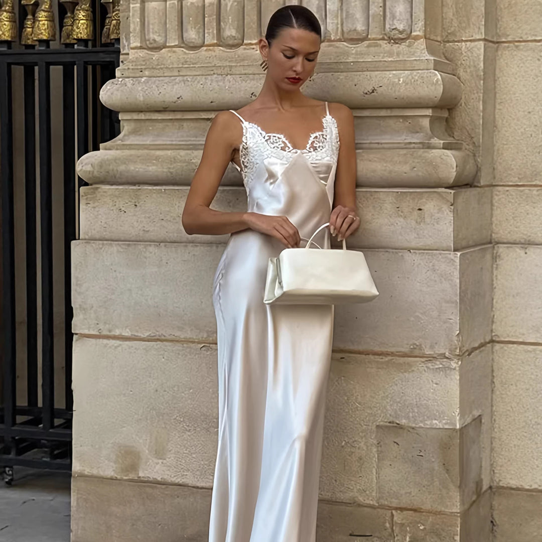 Dame elegante satin maxi kjoler med blondekant og smalt stropdesign Skovae
