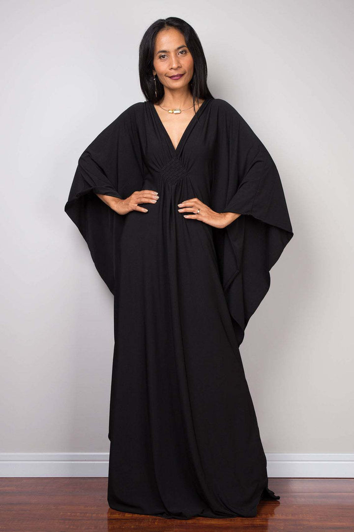 Dame Kaftan med elegant V-udskæring og flydende snit Stilla