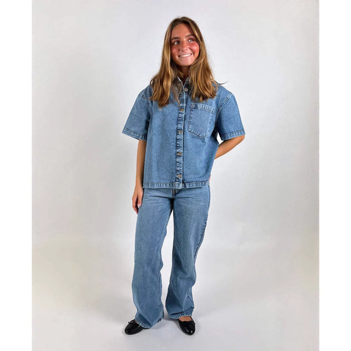 Dame denim skjortejakke i afslappet oversized snit Skovae