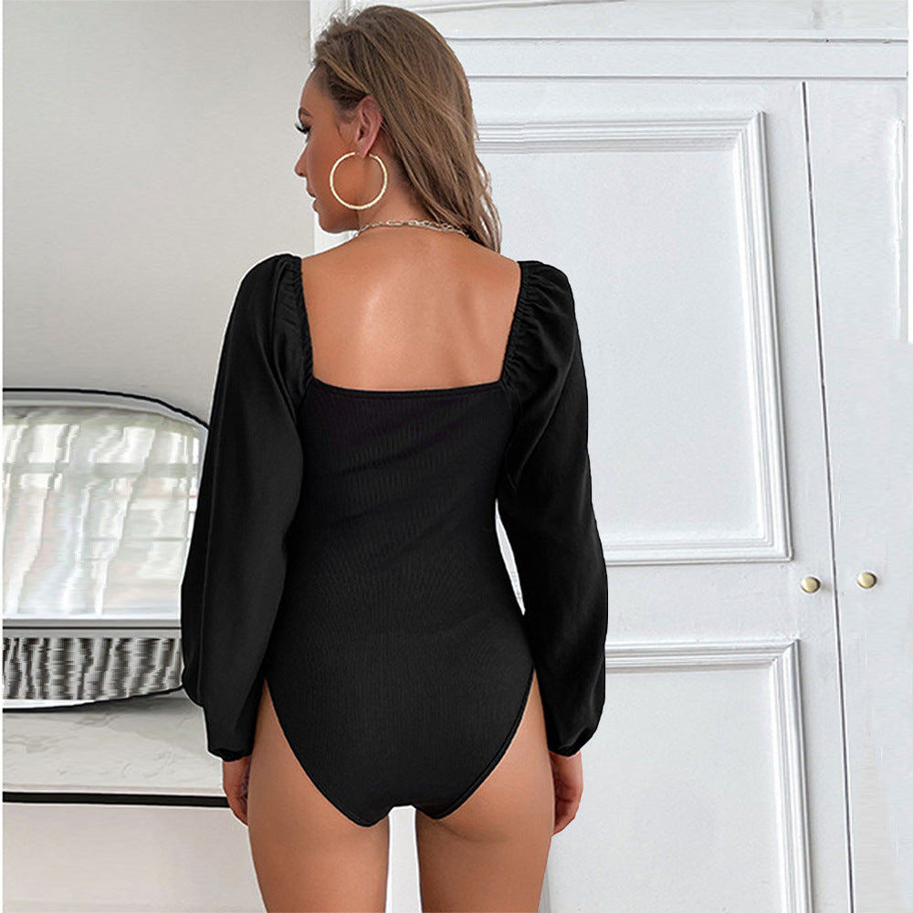 Kvinders bodystocking med elegant V-hals og puffærmer Stilla