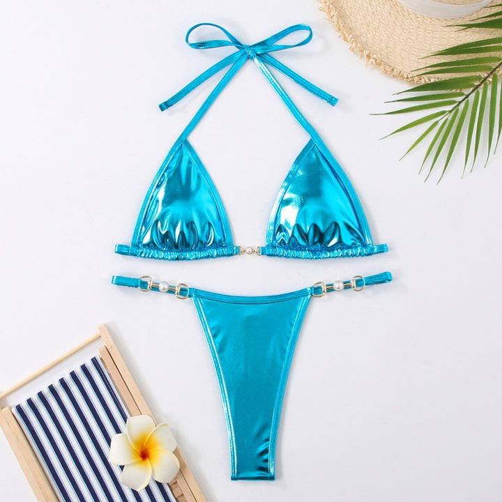 Dame triangel-bikini med skinnende overflade og elegante smykkedetaljer Skovae