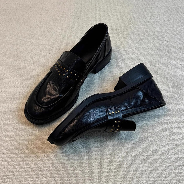 Stilfulde herre-loafers med nitter Stilla