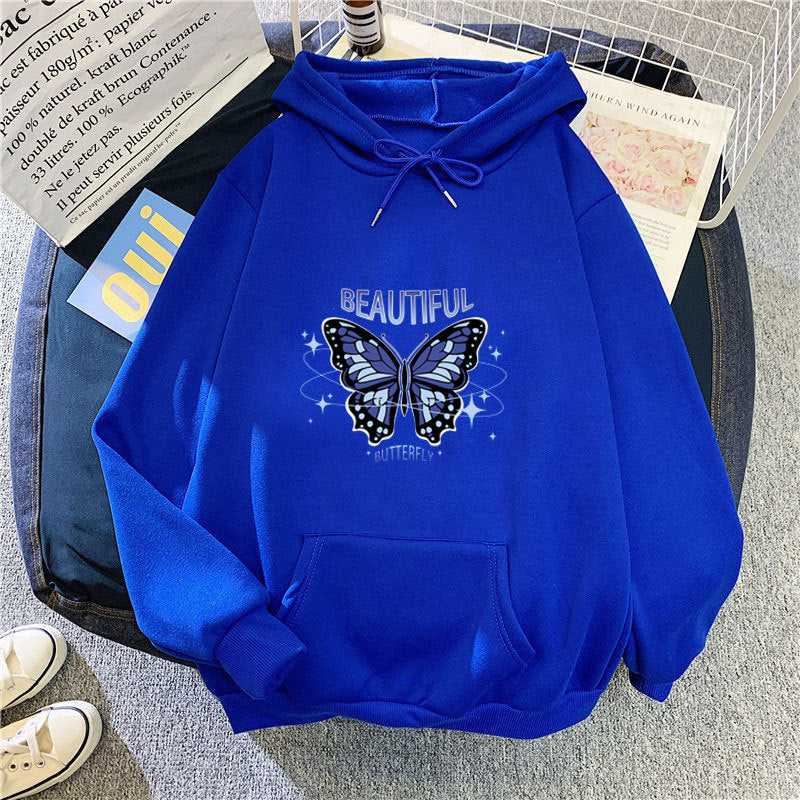 Dame hoodie med kreativt sommerfugledesign Skovae