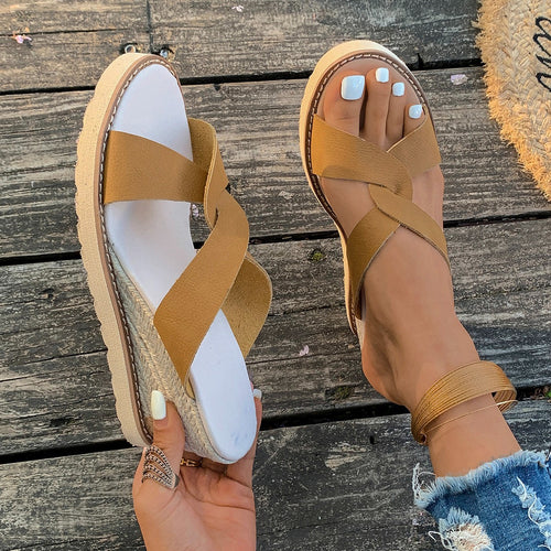 Dame Wedge-sandaler med trendy krydsremme og behagelig sål Stilla