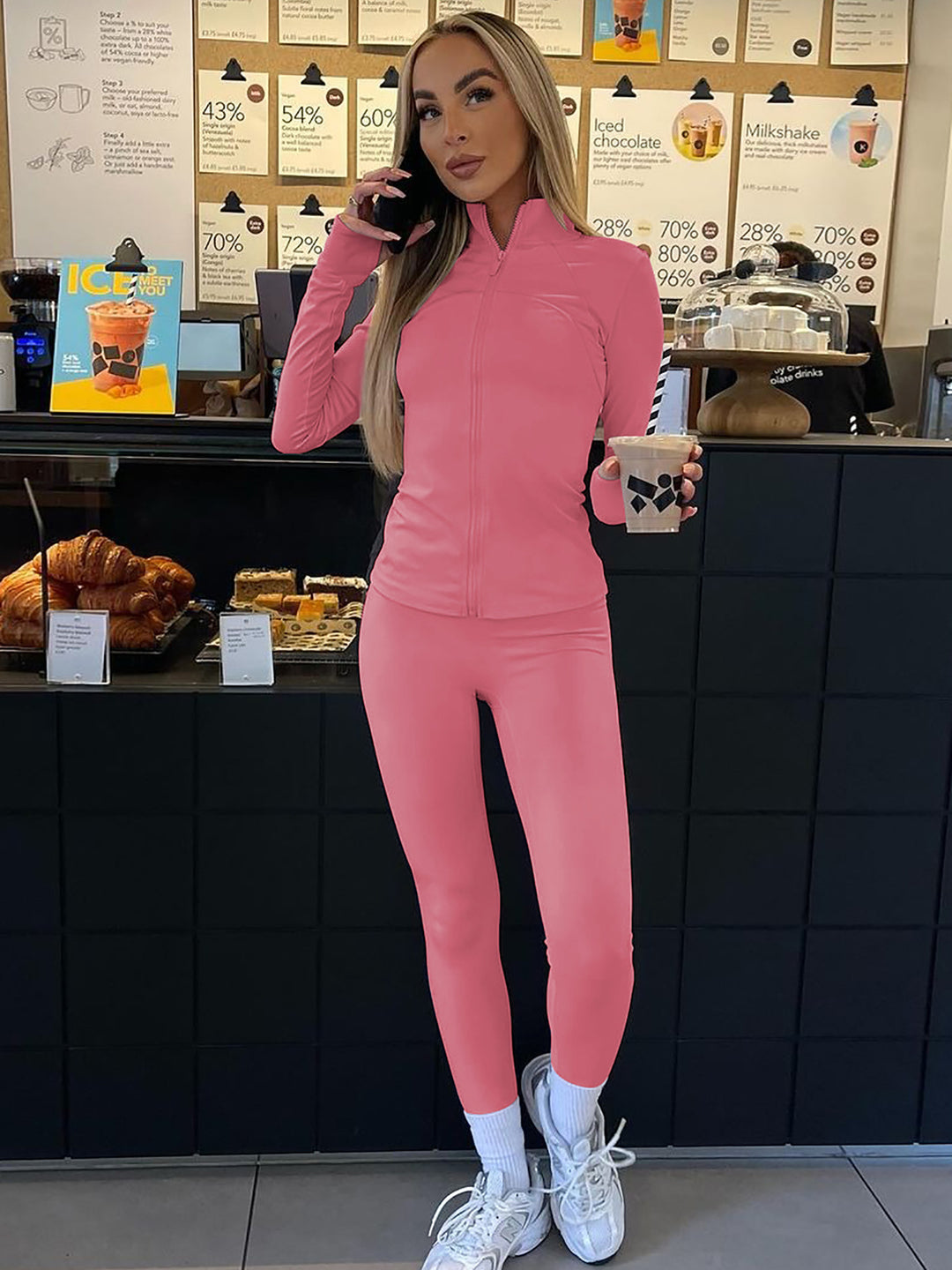 Dame Sporty Sæt med lynlås og tætsiddende snit Stilla