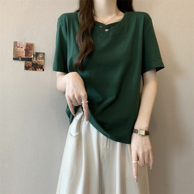 Femme Lækkert V-Hals T-Shirt med unikt Cut-Out-Detalje Stilla