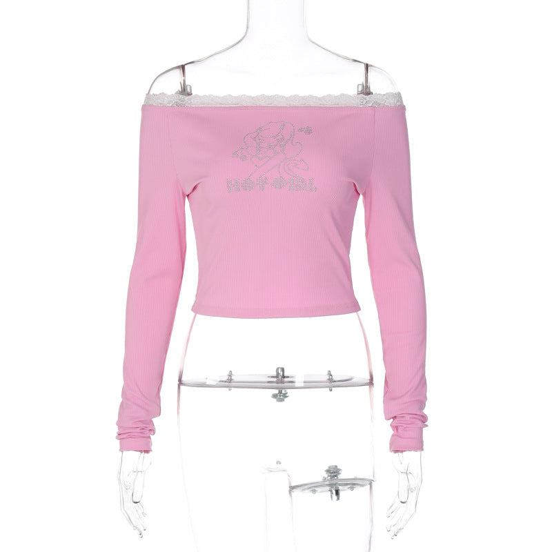 Dame top med off-shoulder design og romantisk blonderkant Skovae