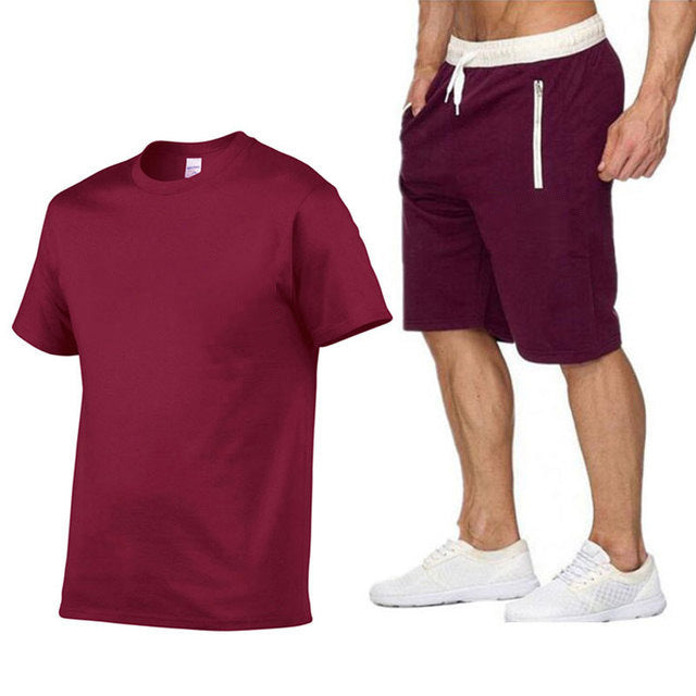 Herre sporty T-shirt og behagelige shorts i en afslappet stil Stilla