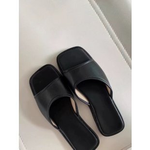 Damer Komfortable Slide-sandaler med bredt overmateriale og skridsikker sål Stilla