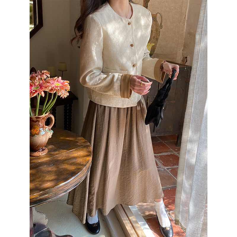 Damer elegant kort blazer med dekorative knapdetaljer Stilla