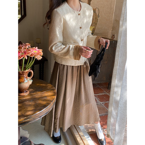 Damer elegant kort blazer med dekorative knapdetaljer Stilla