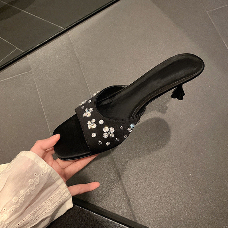 Femme Elegante Strass Rutschsandaler Stilla