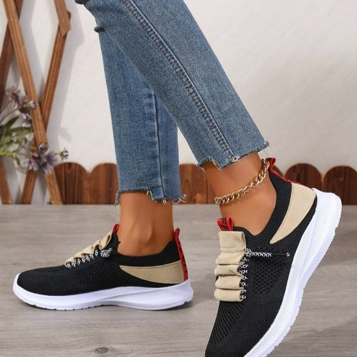 Dame Sporty Sneakers med elastisk overdel og skridsikker sål Stilla