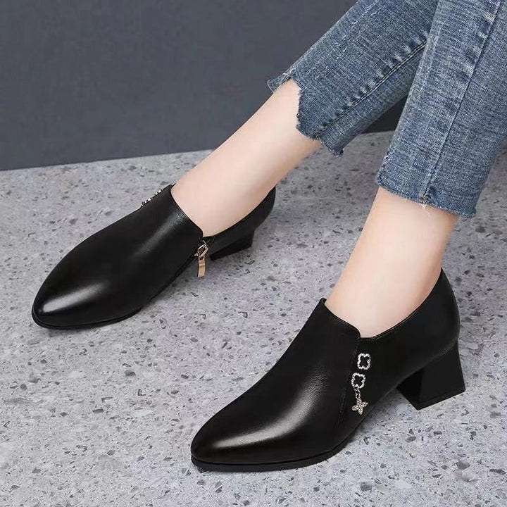 Dame elegante Slingback-støvletter med moderigtig accent og komfortabel blokhælhæl Stilla