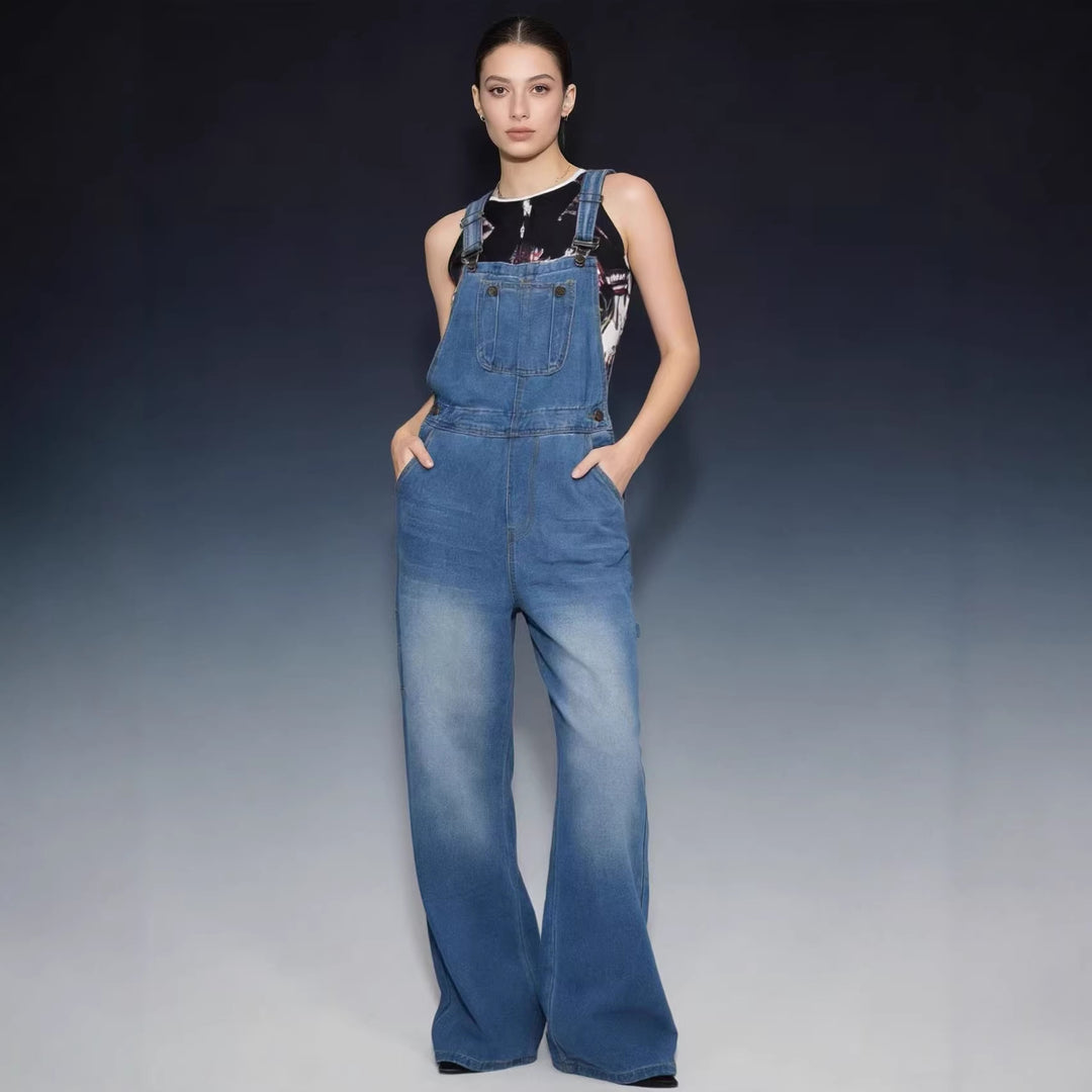 Dame overalls i en afslappet oversized pasform med funktionelle sidelommer Skovae