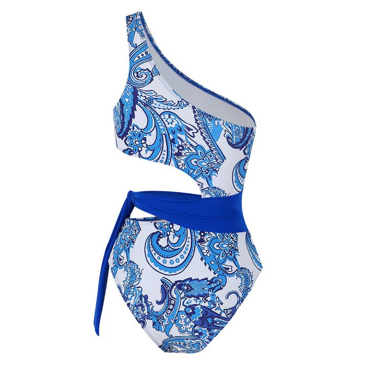 Dame One-Piece Badedragt med trendy asymmetrisk design og moderigtig bindebælte Stilla