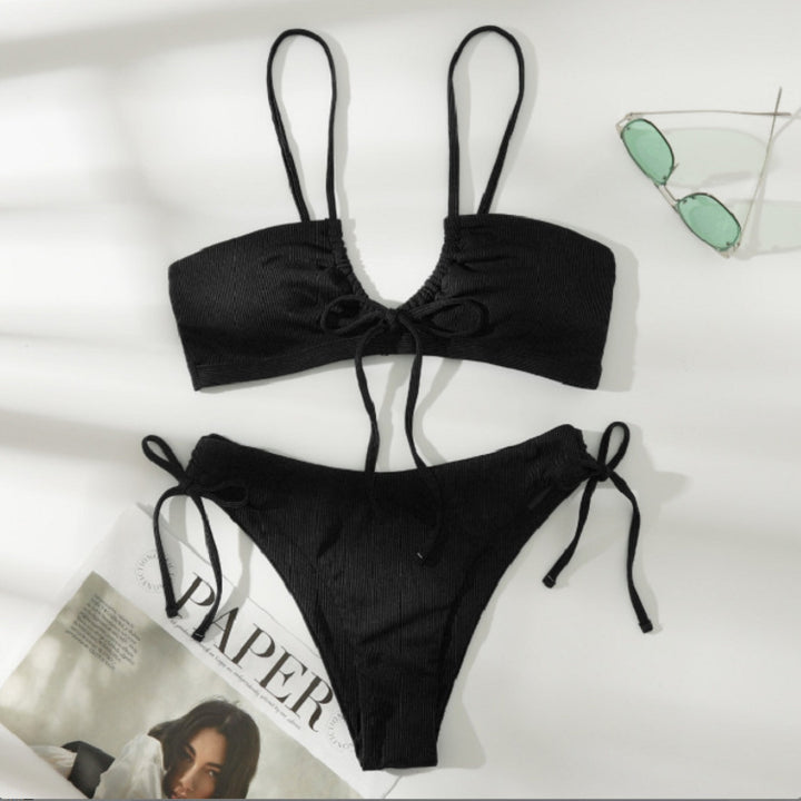 Dame Bikiniset med raffinerede flæsedetaljer Skovae