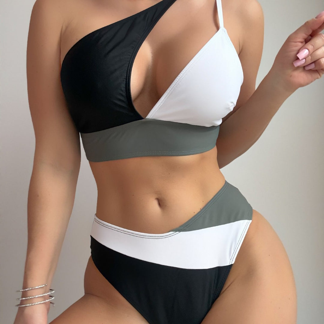 Dame Triangel-Bikini-Top med asymmetrisk design og høj talje Stilla