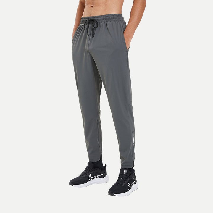 Herrer Lettere løbeshorts med praktiske sidelommer og elastisk talje Stilla