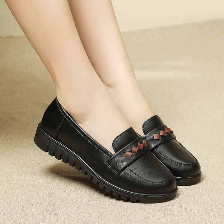 Femme Stilfuld Komfort Slipper med Flettet Accent Stilla