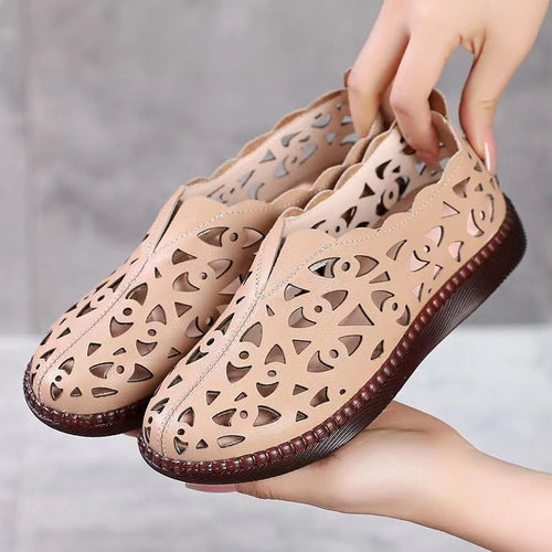 Dame åndbar og moderigtige slippers med elegant snit og gennembrudt design Stilla