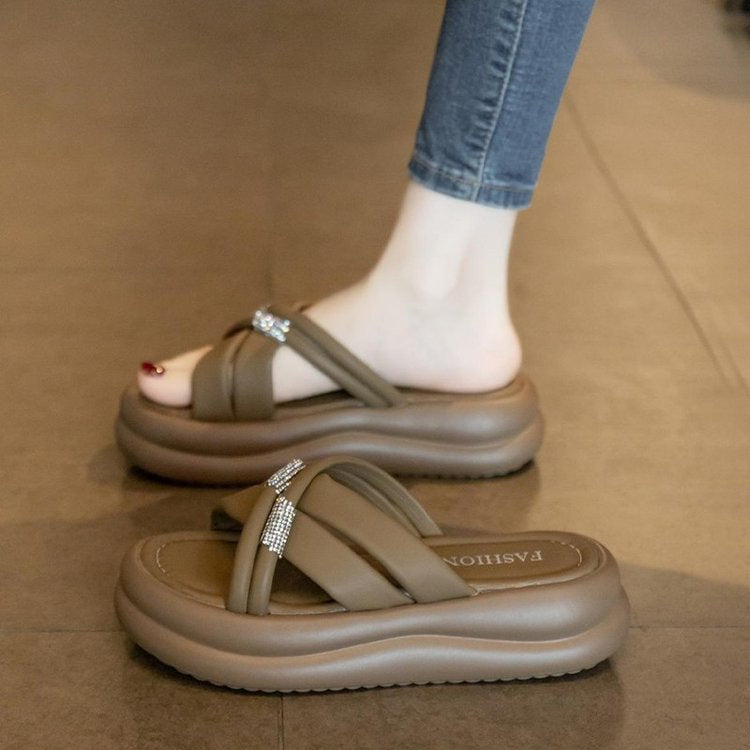 Dame plateau-tåseparator med fashionable remdesign og glitrende accenter Stilla