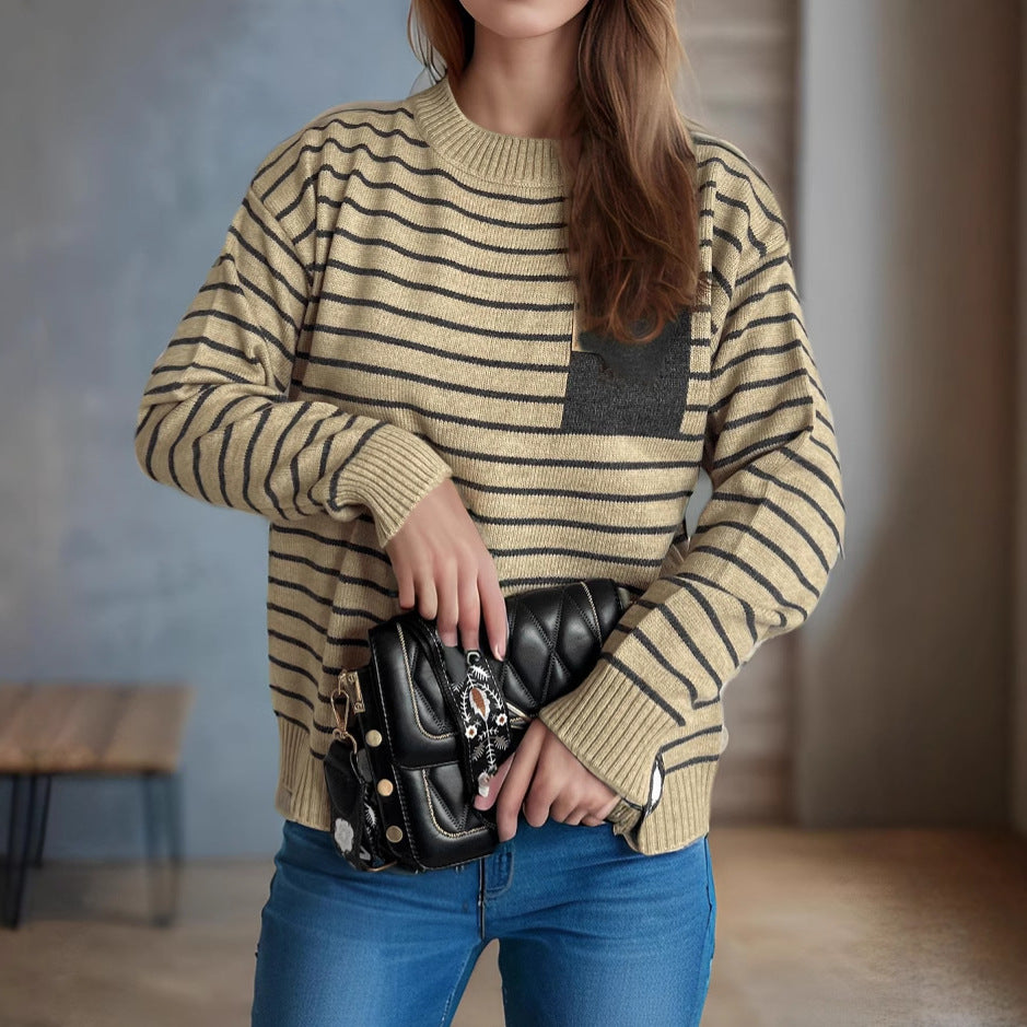 Kvinders stribede sweater med en afslappet pasform og brede ærmer Stilla