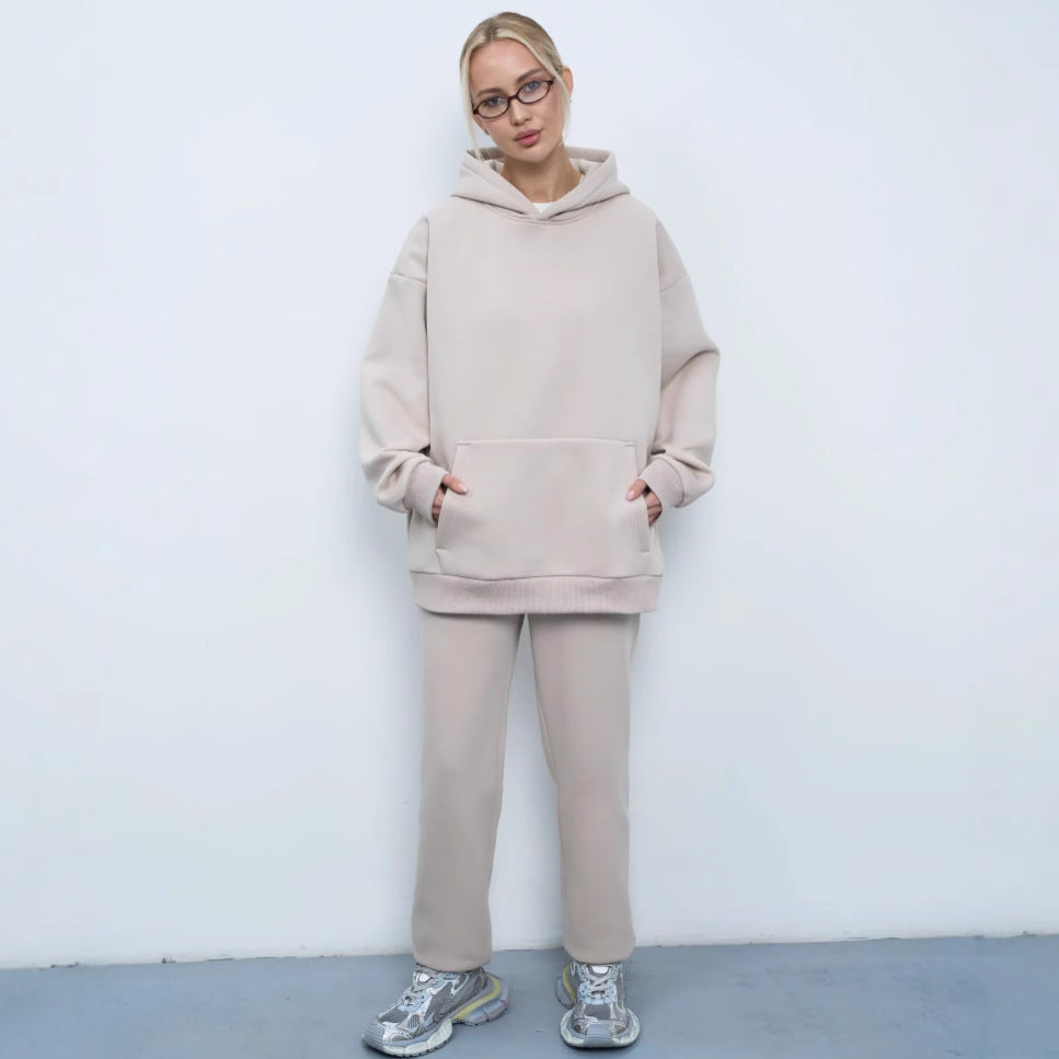 Dame oversized Hoodie og afslappede Sweatpants Stilla