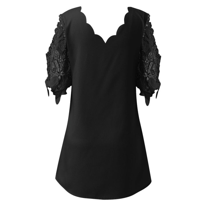 Damer elegant bluse med bølget kant og spids ærmer Stilla