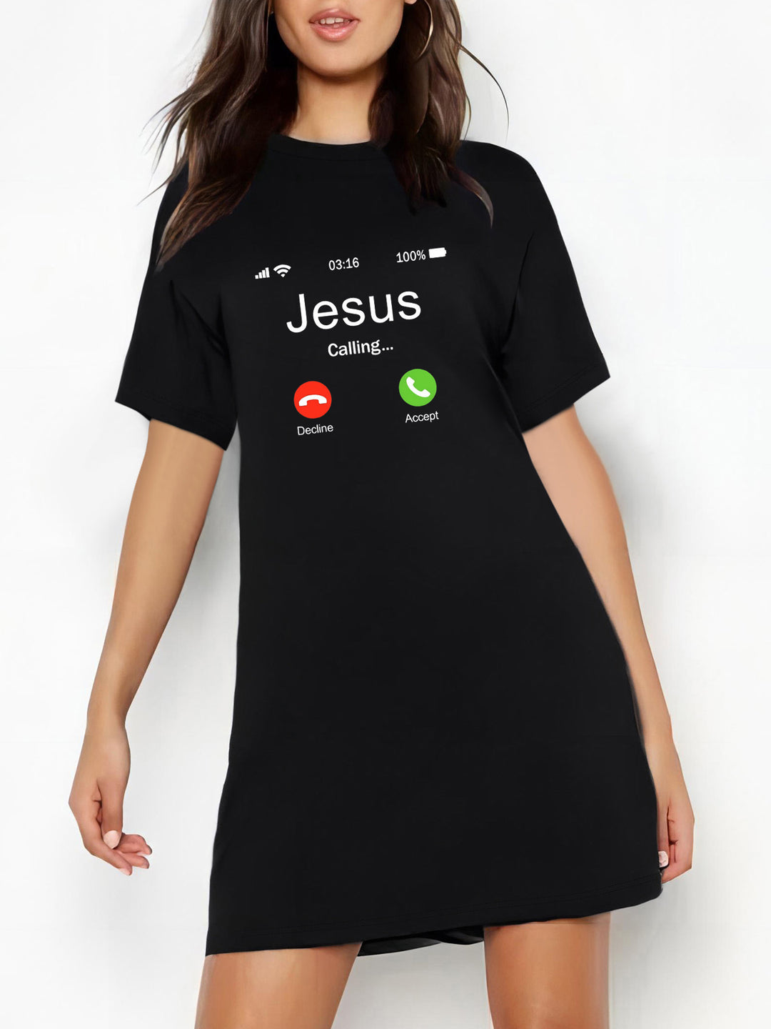 Dame Oversized T-Shirt med inspirerende tekst og iøjnefaldende grafisk design Skovae