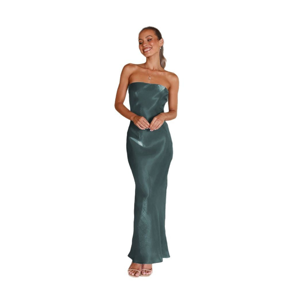 Dame Elegant Bandeau Maxi Kjole med Flydende Satin og Tætsiddende Silhuet