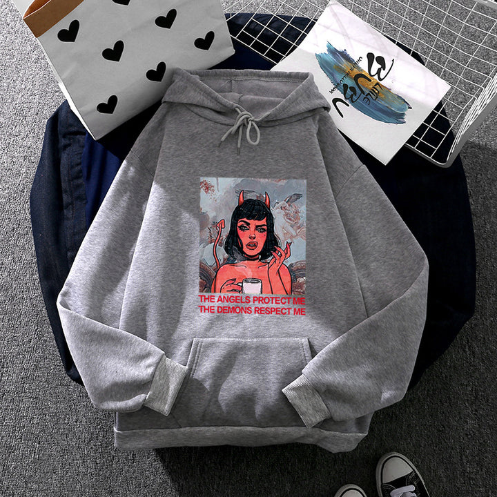 Kvindernes hoodie med kreativt grafisk print Stilla