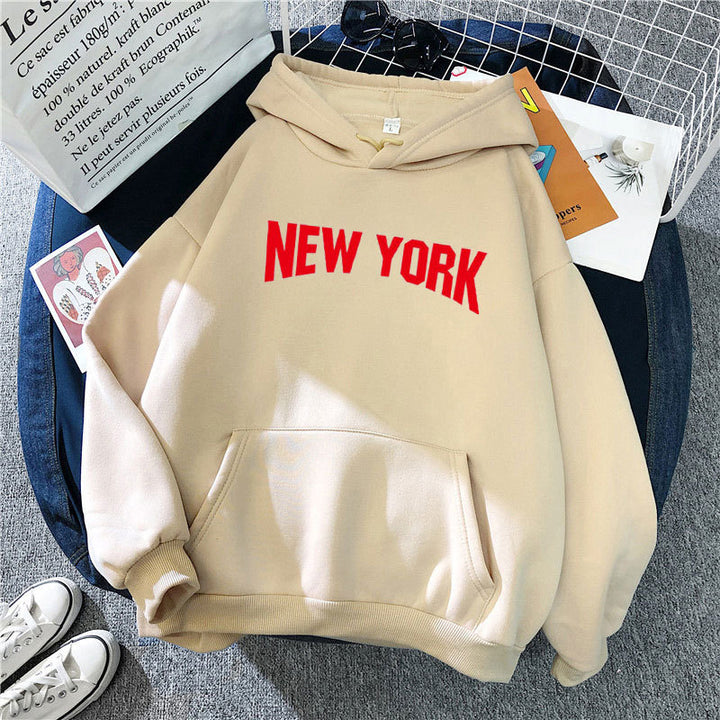 Kvinders hoodie med stilfuldt New York design Skovae