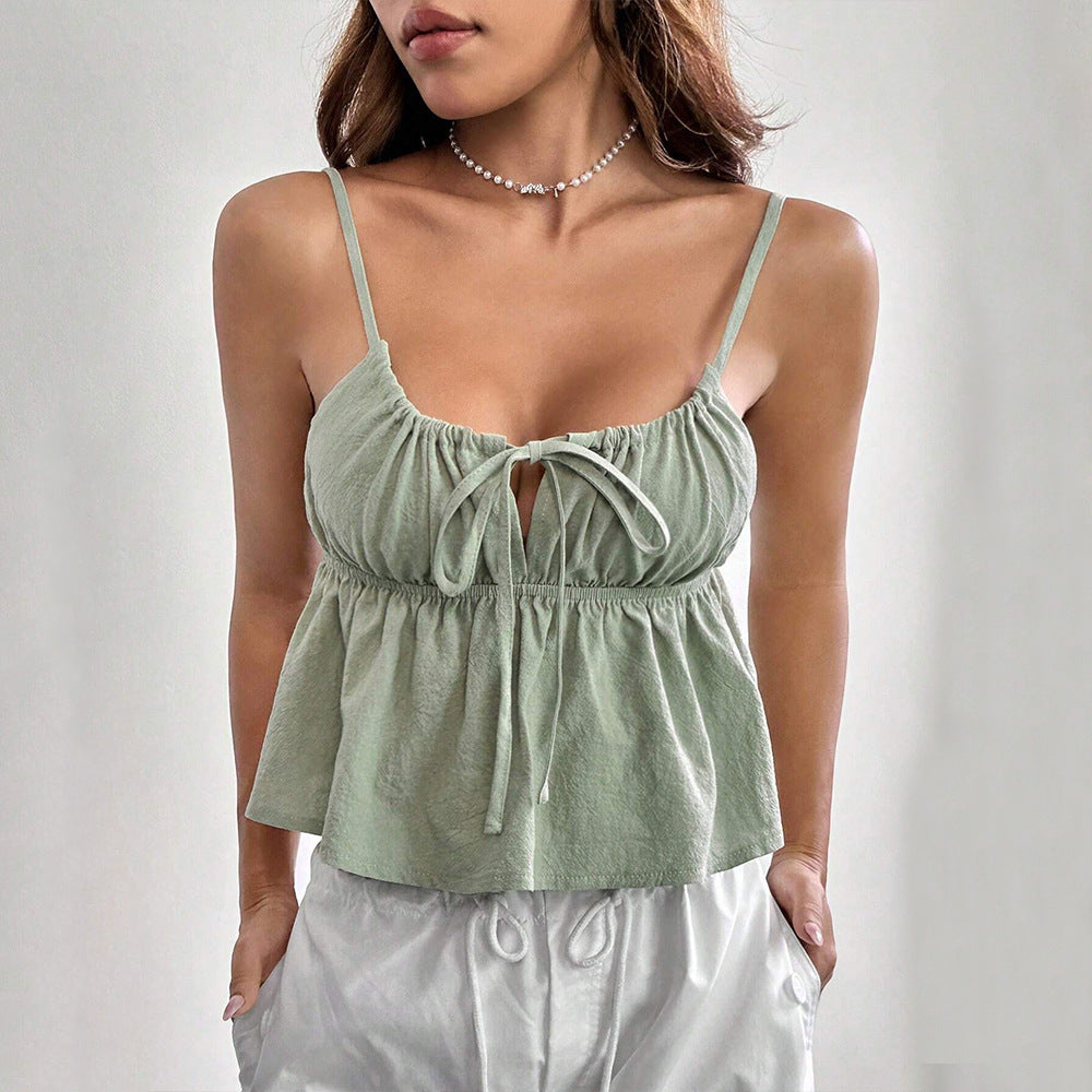 Kvinders crop top med løs pasform og dekorativ snøre detalje Stilla