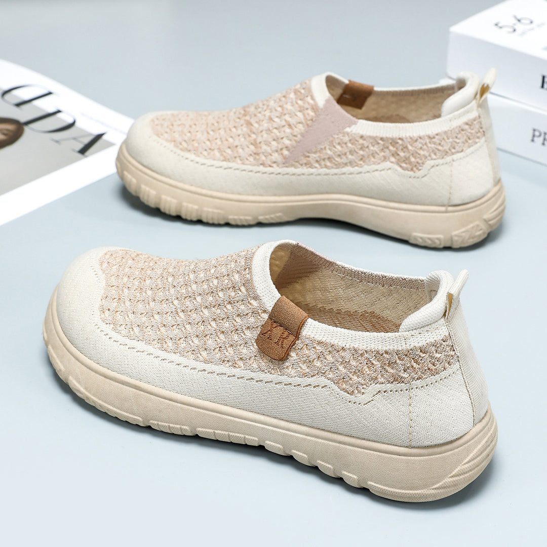 Femme Slip-On Gå Sneakers med åndbart strikkemateriale og fleksibel sål Stilla