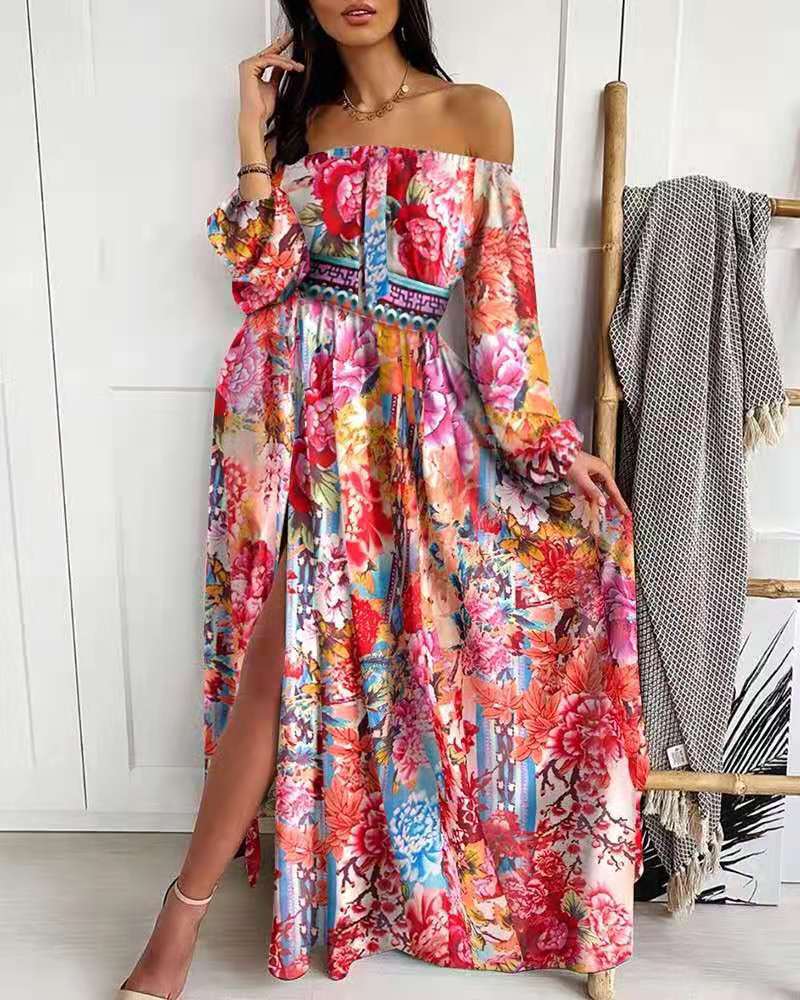 Dame Maxikjole med gardinlignende floral design og off-shoulder snit Stilla