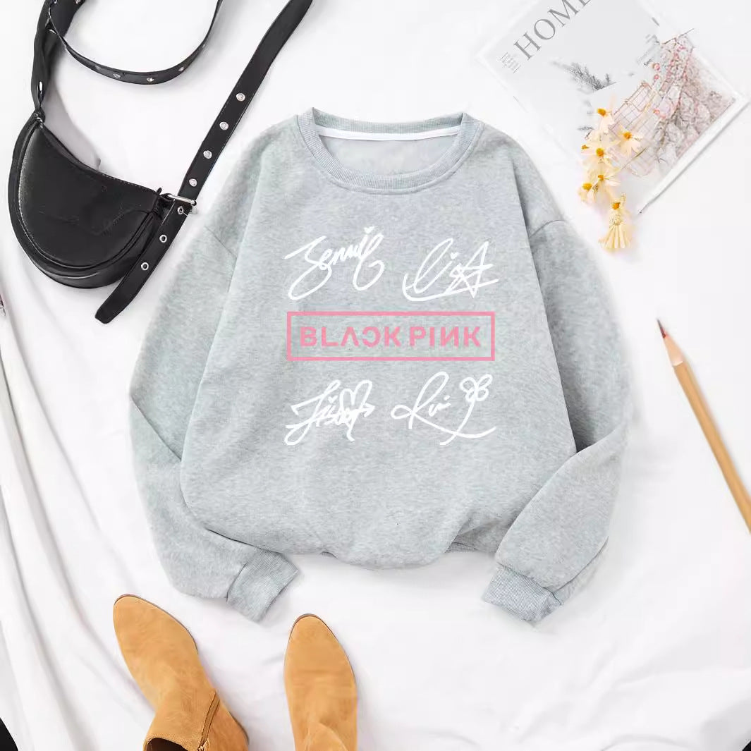 Kvinders casual sweatshirt med kreativ signaturmotiv Skovae