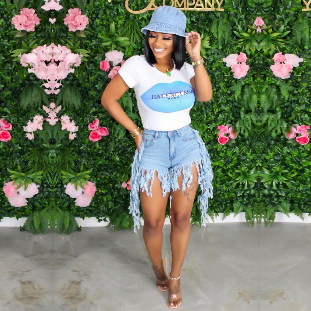 Dame komfortable distressed denim shorts med frynset detaljer og høj talje Stilla