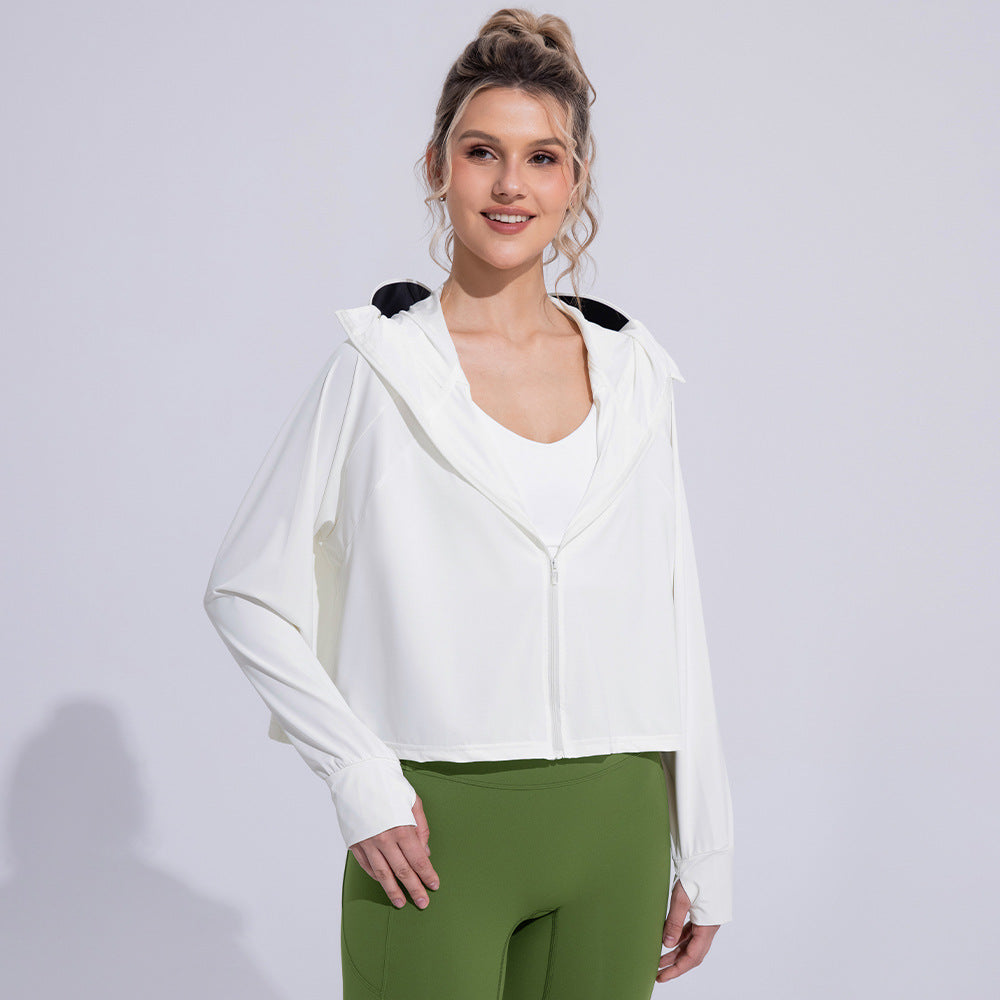 Dame Sporty Hoodie Jakke med let, åndbart materiale og innovativt snit Stilla