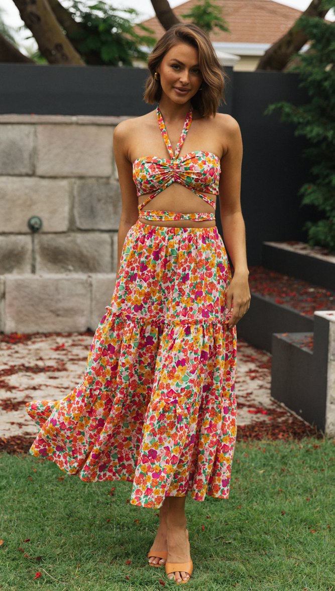 Femme Cut-Out Blumen Crop Top og Maxi Nederdel Sæt Stilla