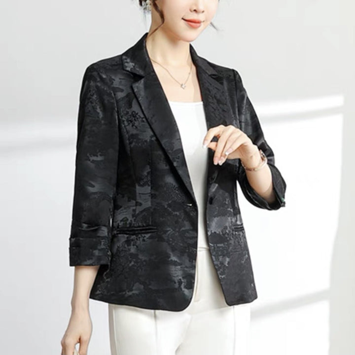 Dame elegant satin blazer i moderne design Stilla