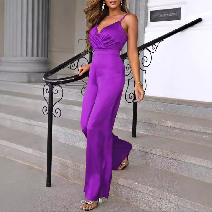 Dame elegant jumpsuit med smalle stropper og en flydende pasform Stilla