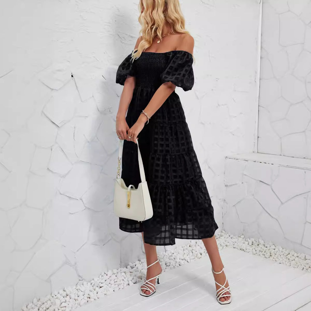 Dame Off-Shoulder Maxikjole med flæsedetaljer og luftig pasform Stilla