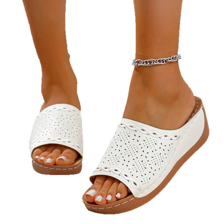 Dame Wedge-sandaler med perforeret overdel og behagelig indersål Stilla