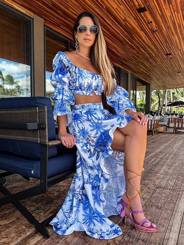 Dame to-delt sommeroutfit med off-shoulder bluse og luftig maxi-nederdel Stilla