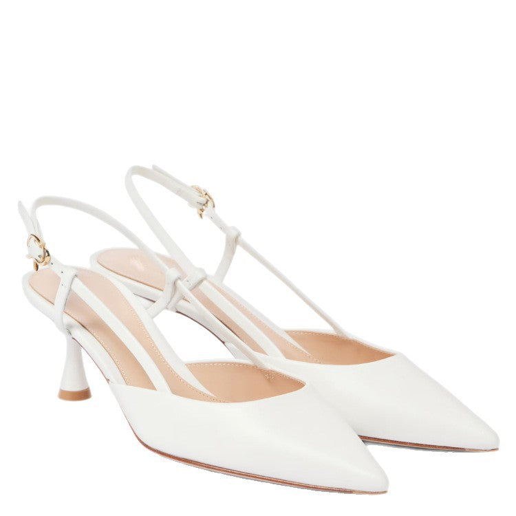 Femme spidse tæer slingback pumps med elegant remdetalje Stilla