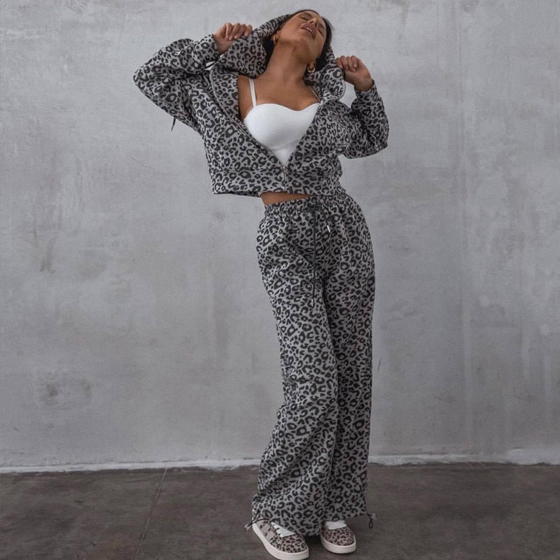 Dame afslappet sæt bestående af leopardmønster sweat shirt og bred bukse stil Stilla